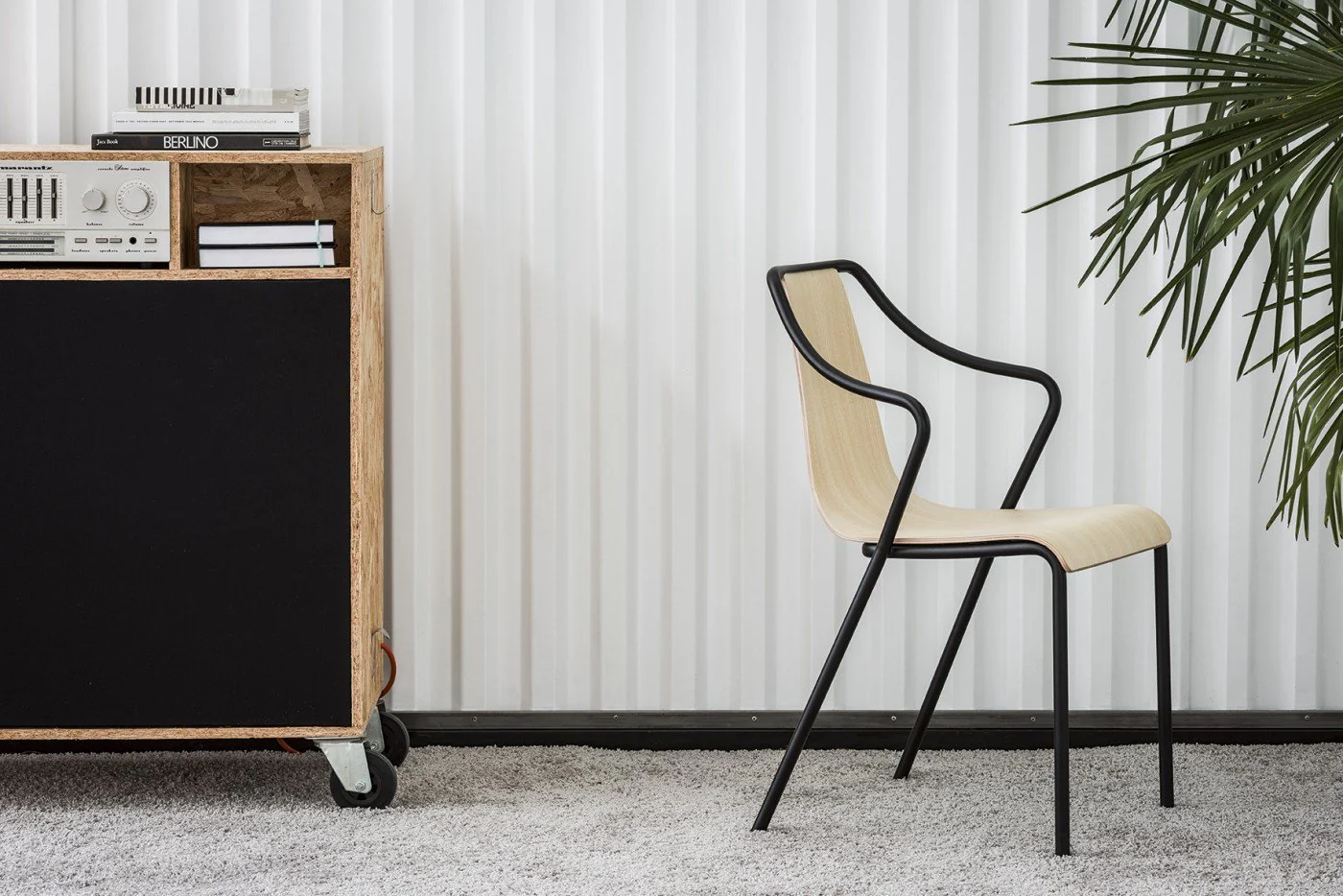 Ola P M LG Chair by Midj - Image 2