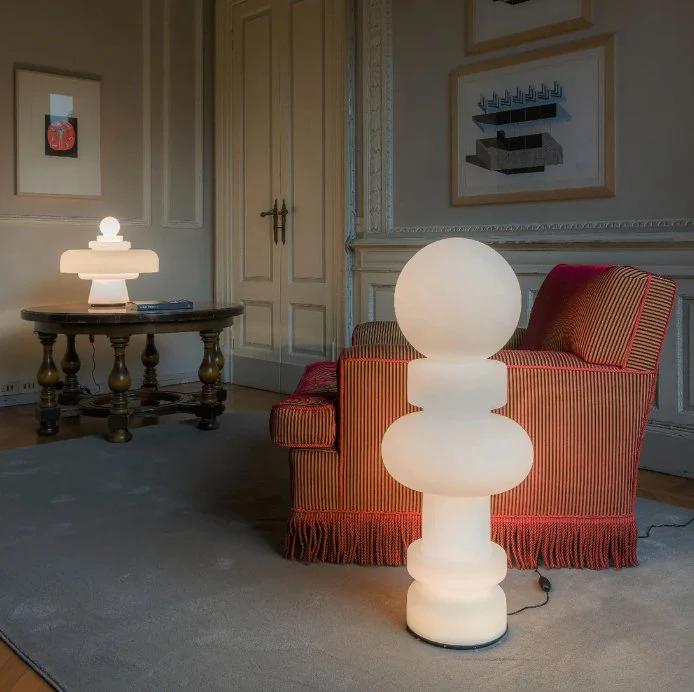 Re Tall Table Lamp by FontanaArte - Image 4
