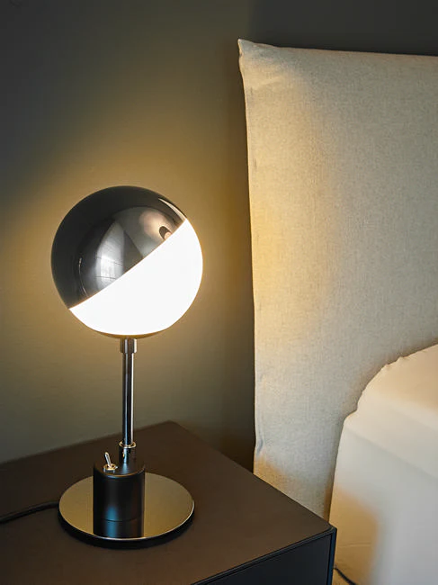 SF 28 Bauhaus Table Lamp by TECNOLUMEN - Image 3