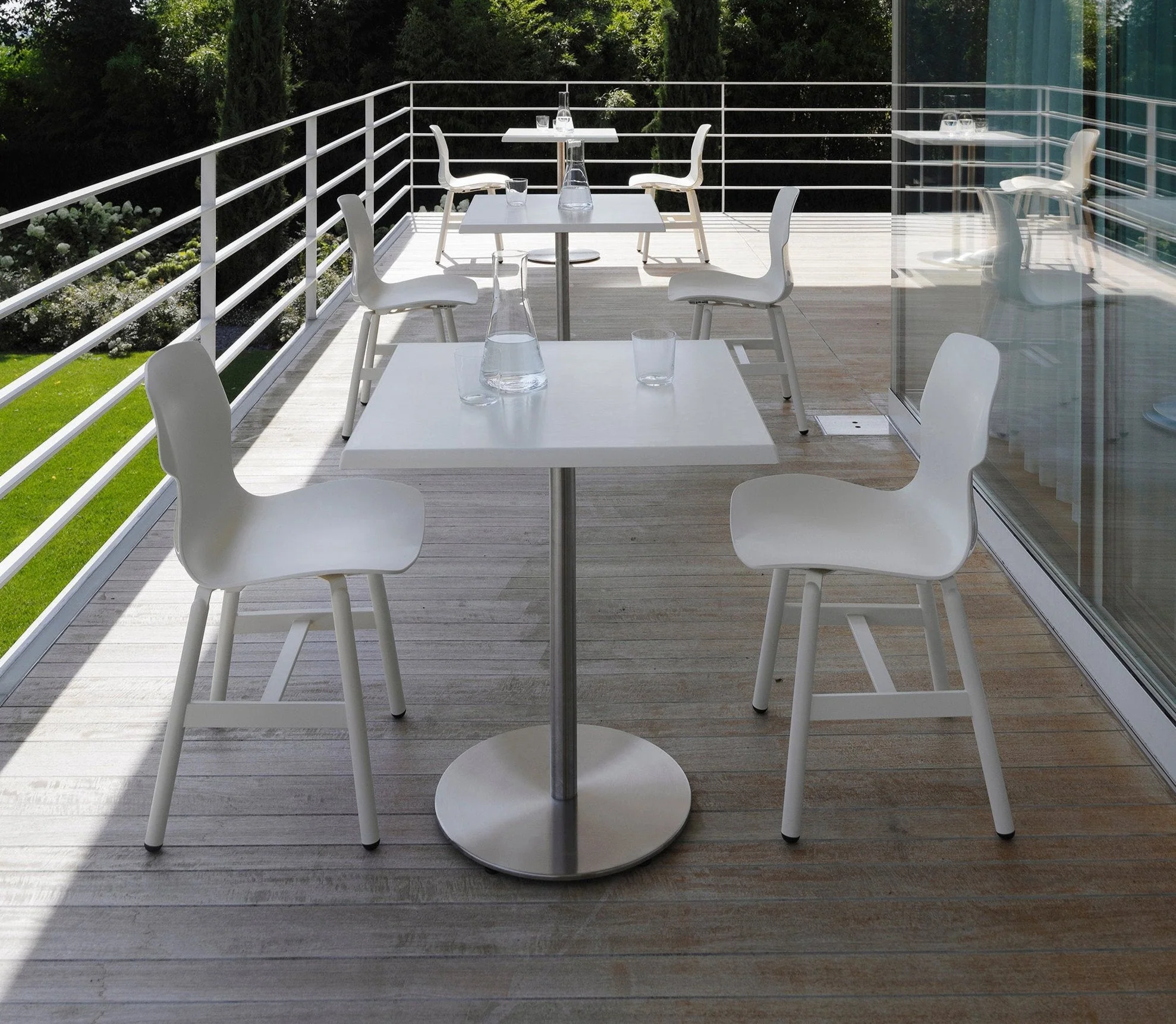T1 Bistrot Extreme Table by Casamania - Image 3
